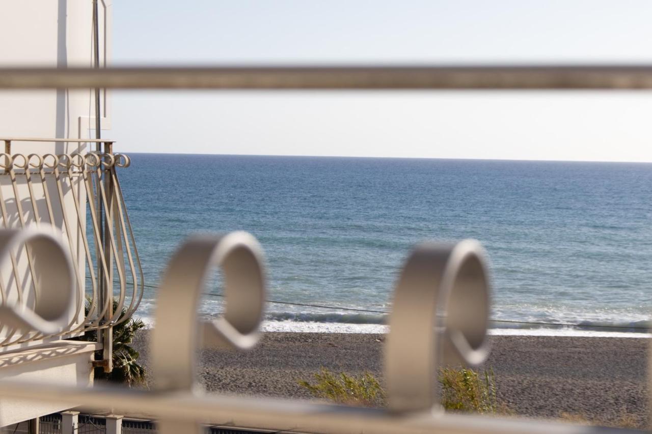 Bed & Breakfast Nonno Gigi - Falerna Marina Екстер'єр фото